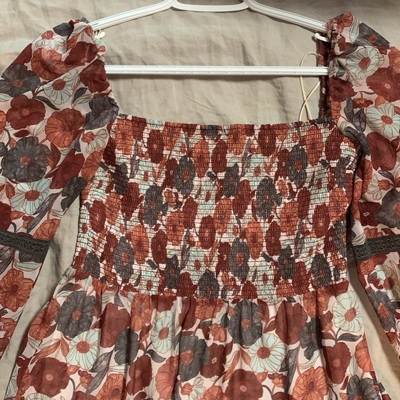 Aritzia Wilfred Floral Dress - Medium - Picture 4 of 4